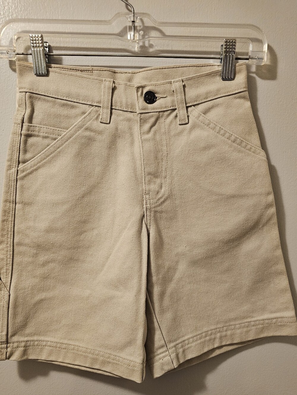 Vintage Levi’s Silver Tab Denim Loose Carpenter Shorts Beige‎ Girls Size 10 NWT